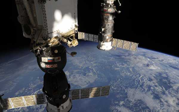 Russian Cosmonauts Find Hole in Soyuz Spacecraft During Spacewalk